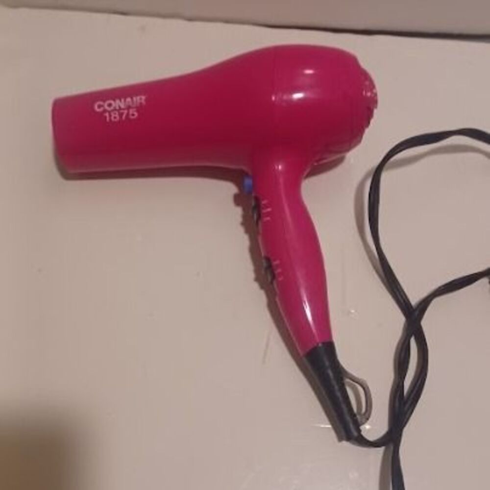 Conair 1875 hair dryer Hot Pink